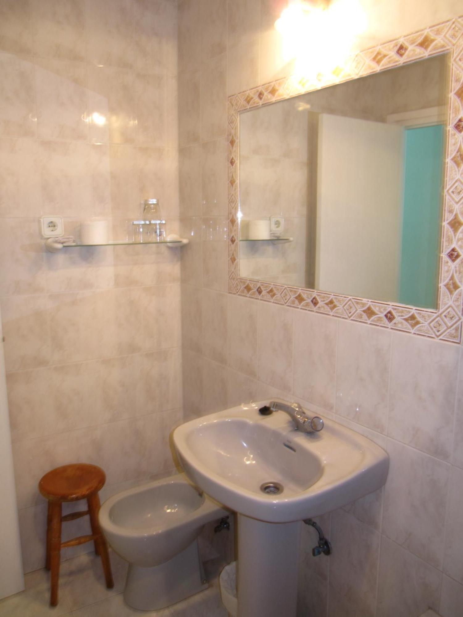 Hostal La Pilarica Марбелья Номер фото